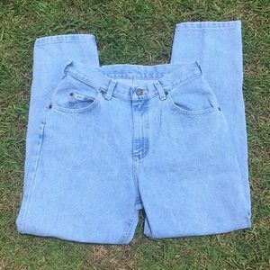 Vintage light wash lee mom jeans